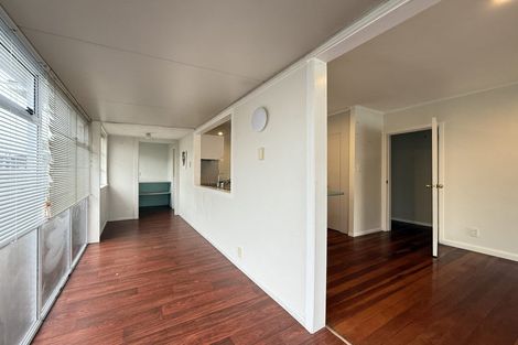 Photo of property in 607 Beach Road, Rothesay Bay, Auckland, 0630