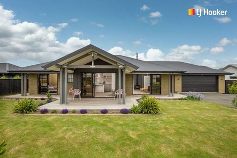 Photo of property in 8 Carrick Place, Mosgiel, 9024