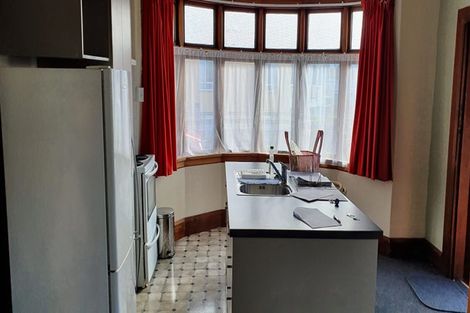 Photo of property in 71 Nairn Street, Mount Cook, Wellington, 6011