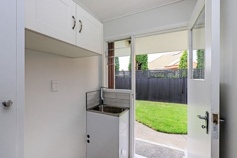 Photo of property in 2/707 York Street, Mahora, Hastings, 4120