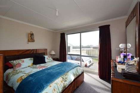 Photo of property in 130 Avon Road, Clifton, Invercargill, 9812