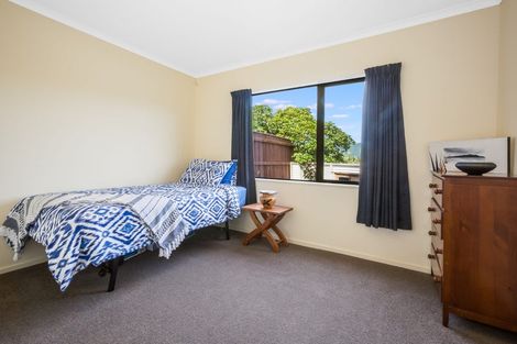 Photo of property in 25 Pine Ridge Terrace, Waikanae Beach, Waikanae, 5036