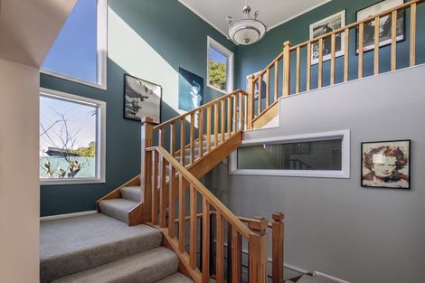 Photo of property in 9 Khouri Avenue, Karori, Wellington, 6012