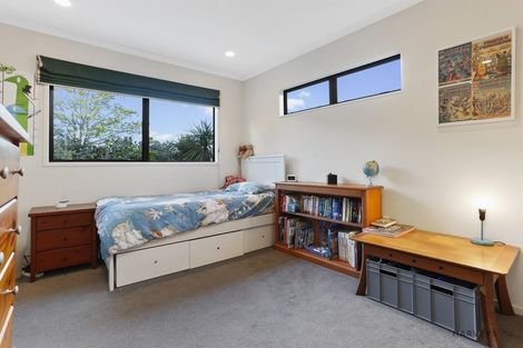 Photo of property in 212 Shaw Road, Oratia, Auckland, 0604