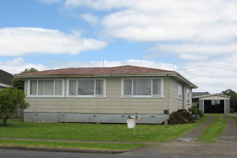Photo of property in 90 Helvetia Road, Pukekohe, 2120