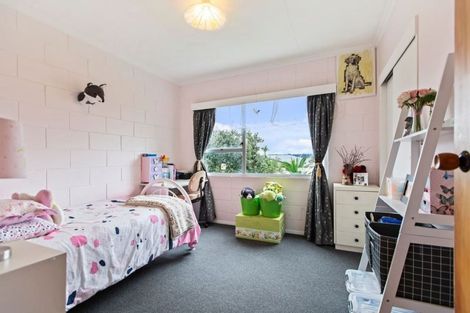 Photo of property in 2/195 Metcalfe Road, Ranui, Auckland, 0612