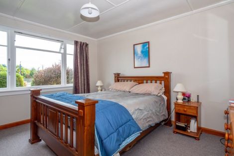 Photo of property in 1 Cameron Street, Waimate, 7924