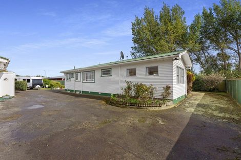 Photo of property in 16 Rimu Street, Otaki, 5512