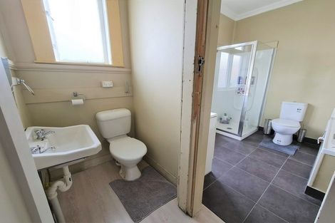 Photo of property in 42 Chelwood Street, Takaro, Palmerston North, 4412