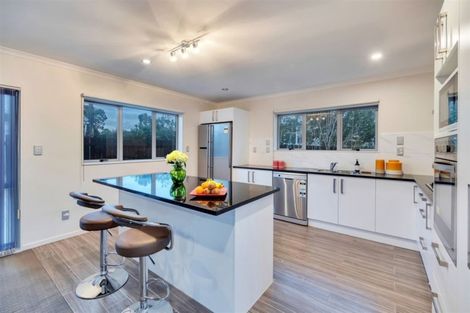 Photo of property in 28b Kirrie Avenue, Te Atatu South, Auckland, 0610