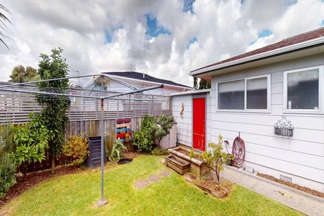 Photo of property in 8 Harrow Street, Levin, 5510