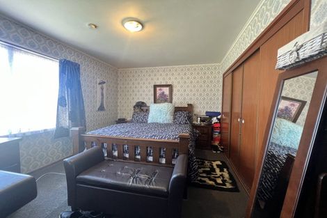 Photo of property in 35 Neptune Street, Dannevirke, 4930