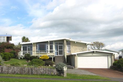 Photo of property in 17 Norwich Avenue, Spotswood, New Plymouth, 4310
