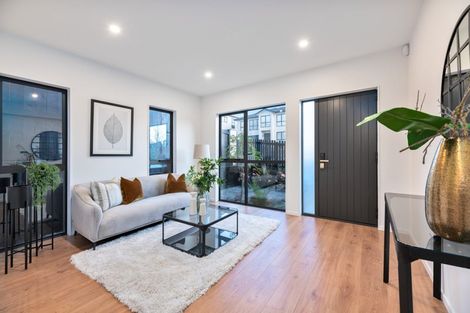 Photo of property in 10 Hariata Street, Flat Bush, Auckland, 2019