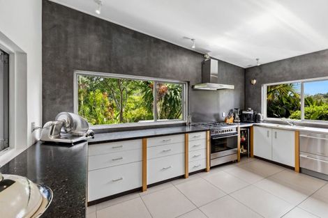 Photo of property in 30 Wiroa Road, Kerikeri, 0293