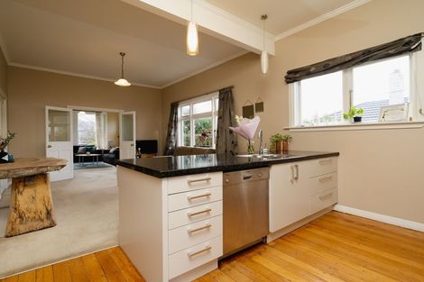 Photo of property in 742 Highgate, Maori Hill, Dunedin, 9010