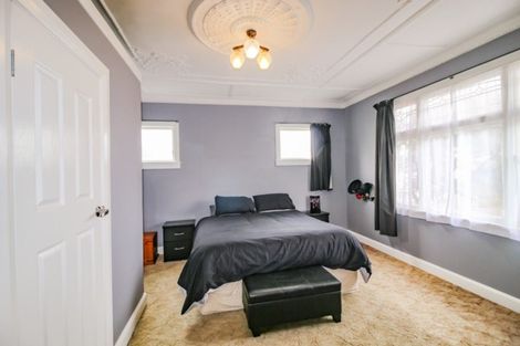 Photo of property in 9 Tongariro Street, Castlecliff, Whanganui, 4501