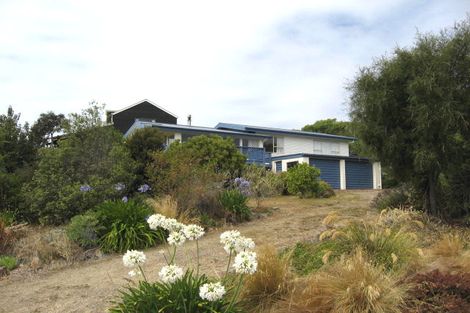 Photo of property in 9 Emerson Crescent, Diamond Harbour, Lyttelton, 8971