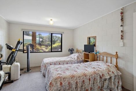 Photo of property in 5 Whakapaki Street, Urenui, 4375