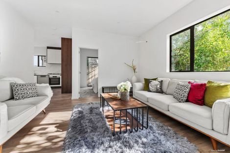 Photo of property in 7b Sherwood Avenue, Te Atatu South, Auckland, 0610