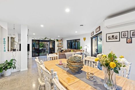 Photo of property in 31 Montego Drive, Papamoa Beach, Papamoa, 3118