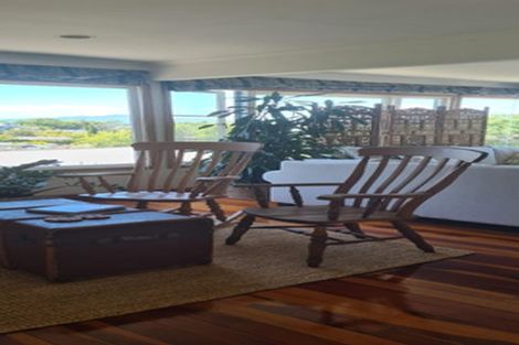 Photo of property in 14 Peter Terrace, Castor Bay, Auckland, 0620