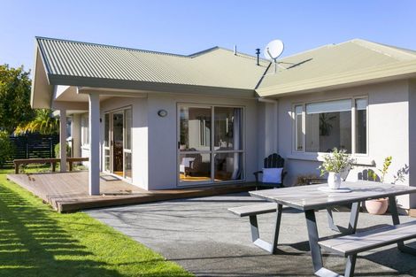 Photo of property in 54 Arrowsmith Avenue, Waipahihi, Taupo, 3330