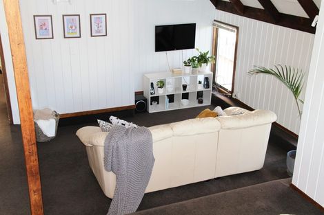 Photo of property in 8b Himalaya Crescent, Lynfield, Auckland, 1042