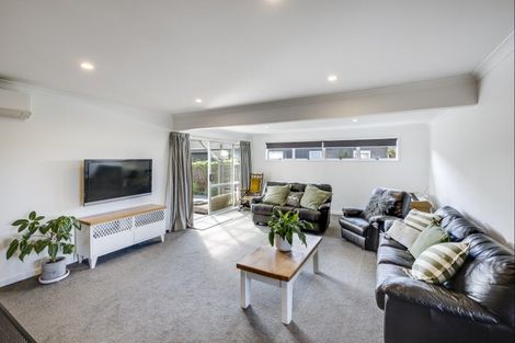 Photo of property in 13 Holyrood Street, Taradale, Napier, 4112
