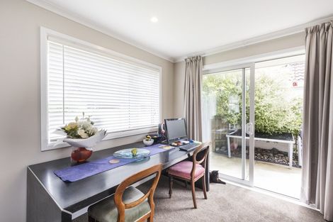 Photo of property in 24a Rata Street, Roslyn, Palmerston North, 4414