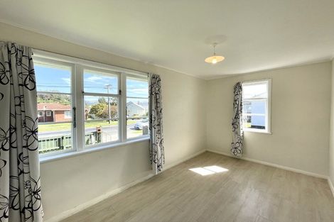Photo of property in 13 Toomath Street, Naenae, Lower Hutt, 5011