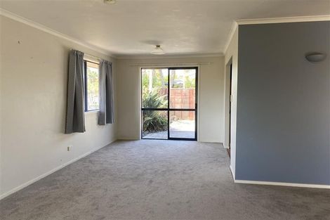 Photo of property in 17 Kellaway Drive, East Tamaki, Auckland, 2013
