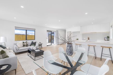 Photo of property in 10 Harlequin Drive, Rolleston, 7614