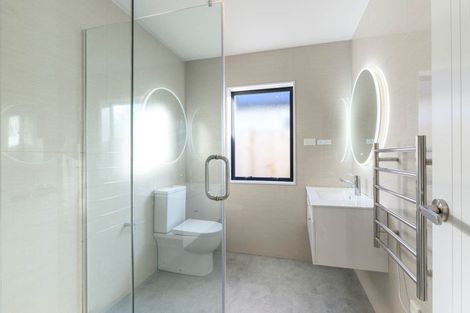 Photo of property in 40 Koroheke Road, Takanini, 2110