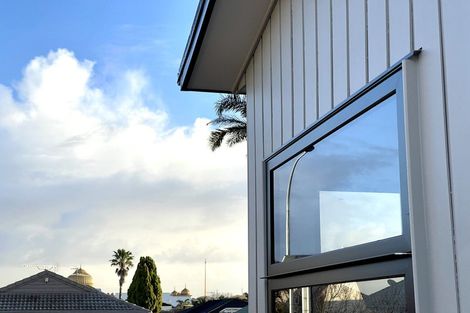 Photo of property in 65c Manuroa Road, Takanini, 2112