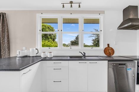 Photo of property in 58 Edmund Road, Mangakakahi, Rotorua, 3015