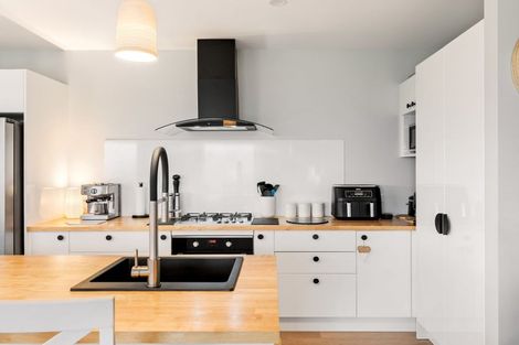 Photo of property in 225 Wheatstone Road, Wainui, Gisborne, 4073