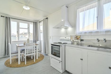 Photo of property in 403 Montgomery Street, Raureka, Hastings, 4120