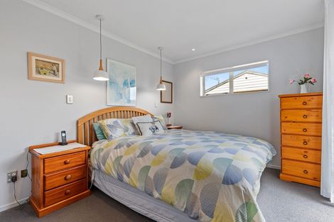 Photo of property in 5 Shrule Place, Huntington, Hamilton, 3210