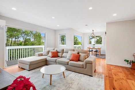 Photo of property in 14 Theban Place, Totara Vale, Auckland, 0629