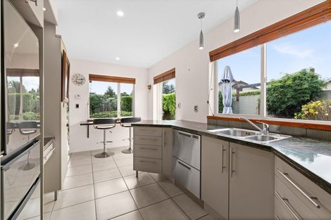 Photo of property in 11 Park Lane, Greenmeadows, Napier, 4112