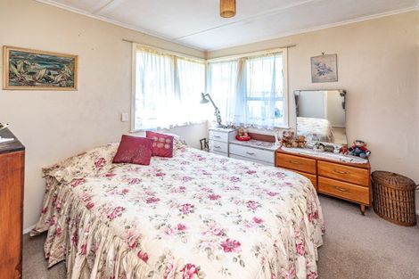 Photo of property in 23 Gloag Street, Waverley, 4510