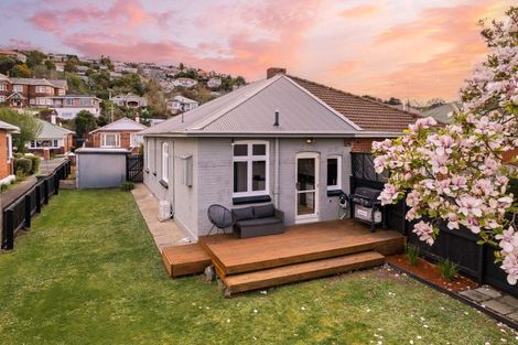 Photo of property in 127 Fitzroy Street, Forbury, Dunedin, 9012