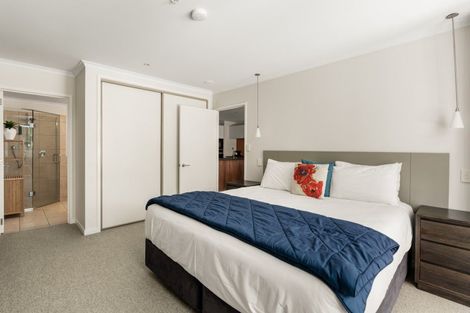 Photo of property in 111/136 Marine Parade, Mount Maunganui, 3116