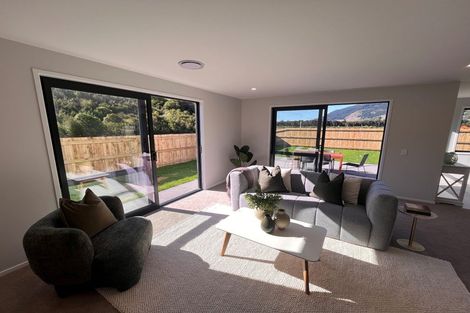 Photo of property in 100 Waipunahau Road, Waikanae, 5036