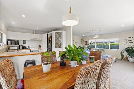 Photo of property in 10 Aldermen Avenue, Papamoa Beach, Papamoa, 3118