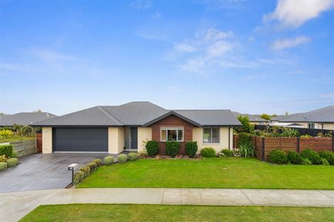 Photo of property in 46 Watkins Drive, Rangiora, 7400