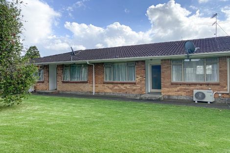 Photo of property in 2/31a Vine Street, Mangere East, Auckland, 2024