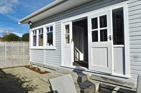 Photo of property in 10 Parakai Street, Paraparaumu, 5032