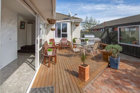 Photo of property in 12 Cranbrook Avenue, Burnside, Christchurch, 8053